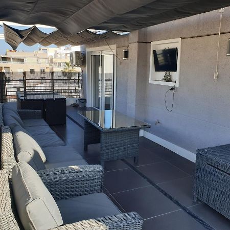 Beachside Apartment In Торевьиа Экстерьер фото